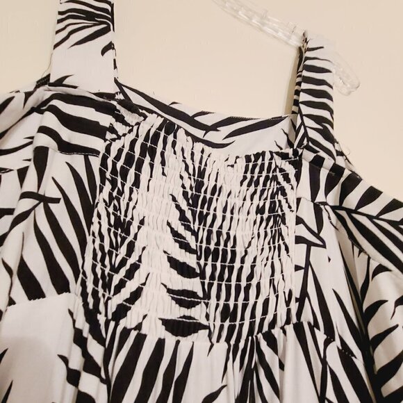 Vince Camuto | Palm Print Square Neck Sleeveless Maxi Dress (Size 1X) - Picture 7 of 11